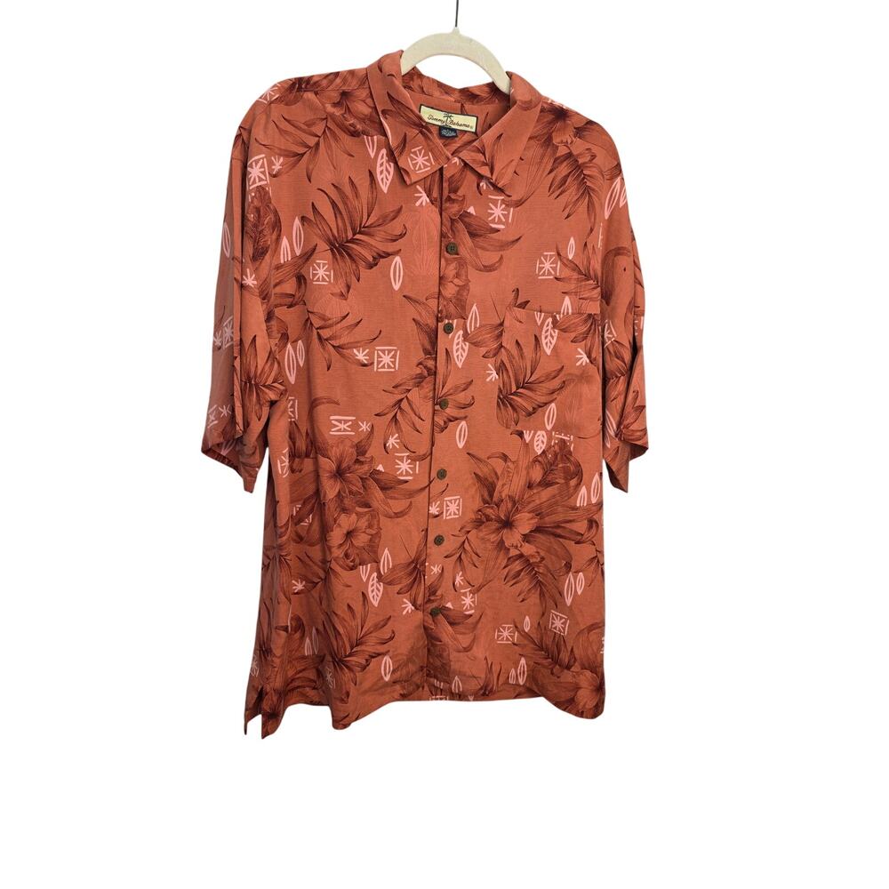 Tommy Bahama Men's Large Silk Tropical Button Up Shirt Red Hawaiian Camp Shirt
